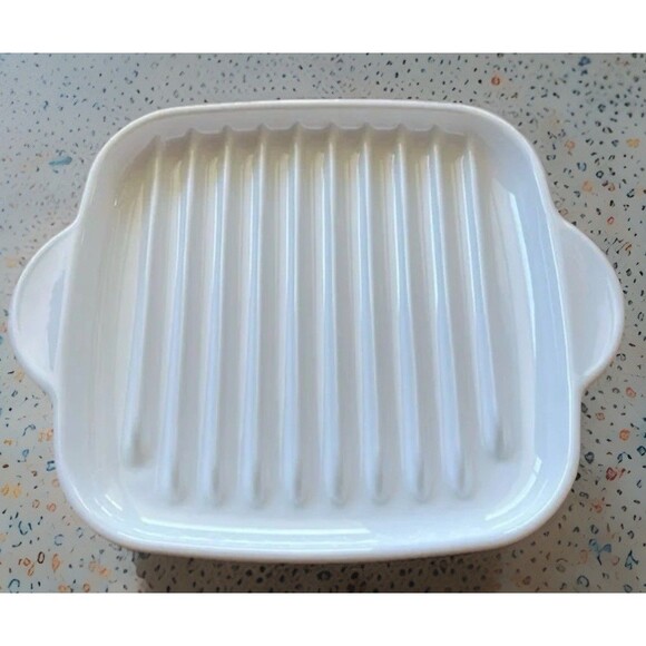 Vintage Corning Ware White Coupe Glass Microwave Rack 9' - Picture 1 of 11